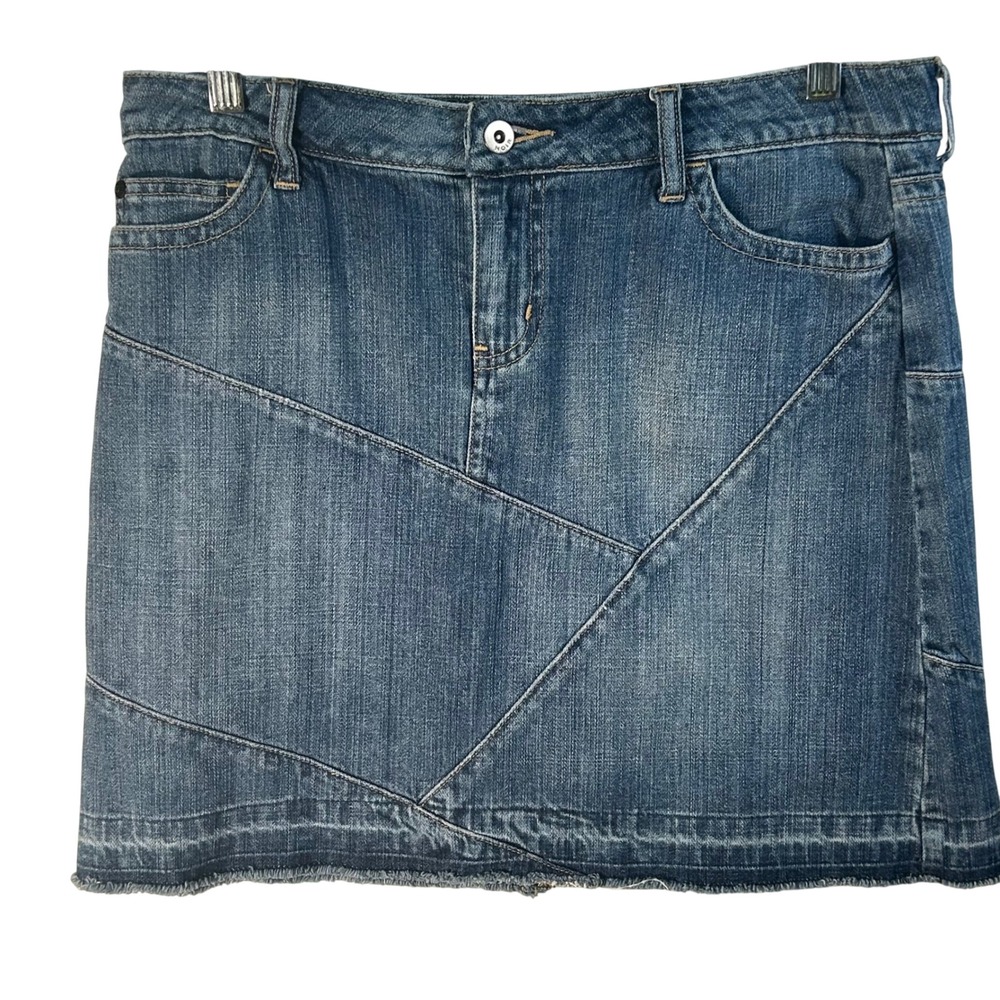 Noir Denim Mini Skirt Size 6‎ Medium Wash Patchwork Seams Raw Hem 100% Cotton